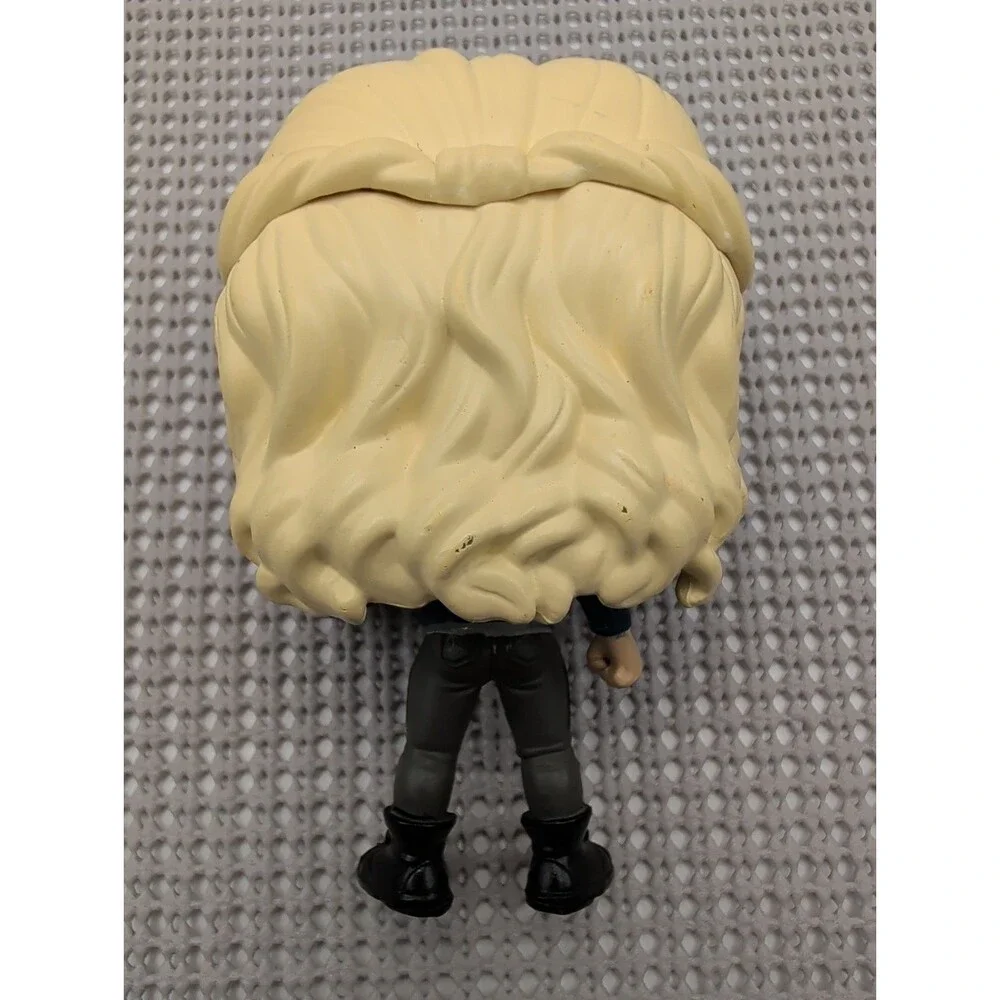 Funko POP Loose The 100 Life is a Fight 438 Clarke Vaulted Loose No Box